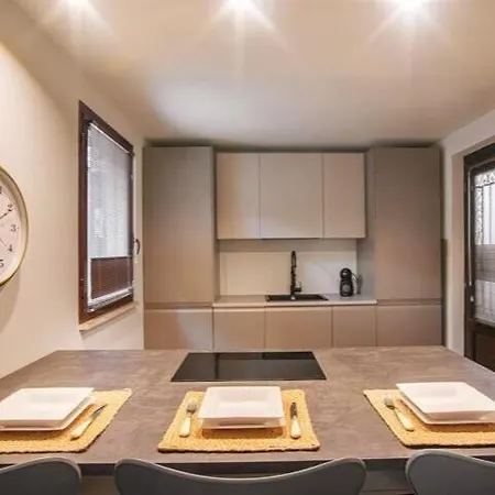 アパート Pied-a-terre Ponte Milvio
